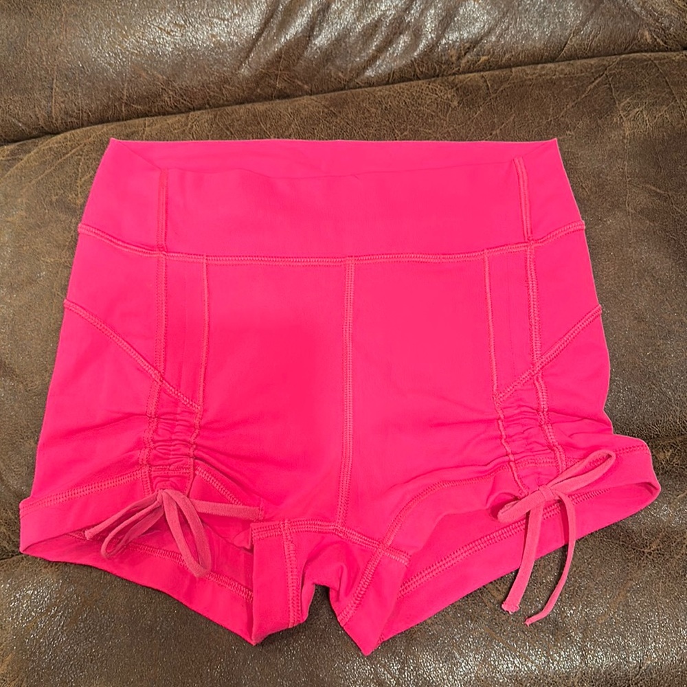 Lululemon Liberty Short Cinched Front